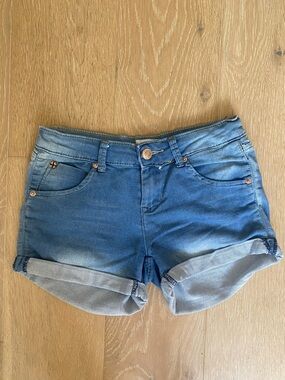 Kids Blue Denim Rolled-Hem Shorts